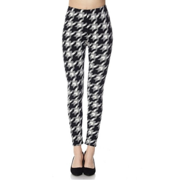 Hounds Tooth Leggings - Picture 3 of 5